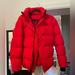 Aritzia TNA Super Puff shorty, red, size small.